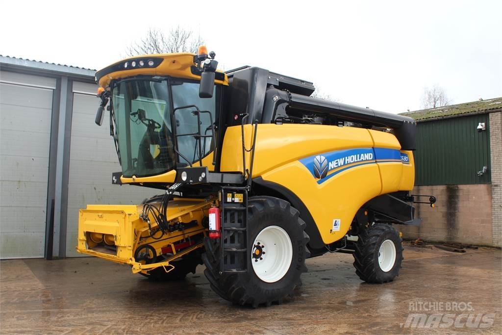 New Holland CX5.80S Зернозбиральні комбайни