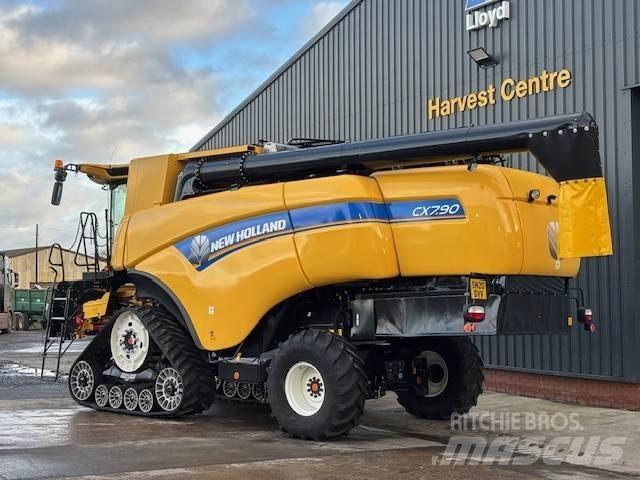 New Holland CX7.90 Зернозбиральні комбайни