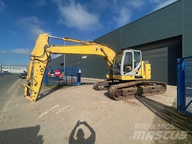 New Holland E235bsr-2 Гусеничні екскаватори