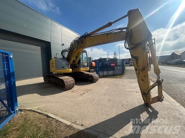 New Holland E235bsr-2 Гусеничні екскаватори