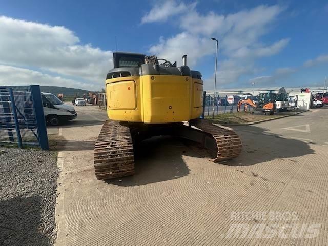 New Holland E235bsr-2 Гусеничні екскаватори
