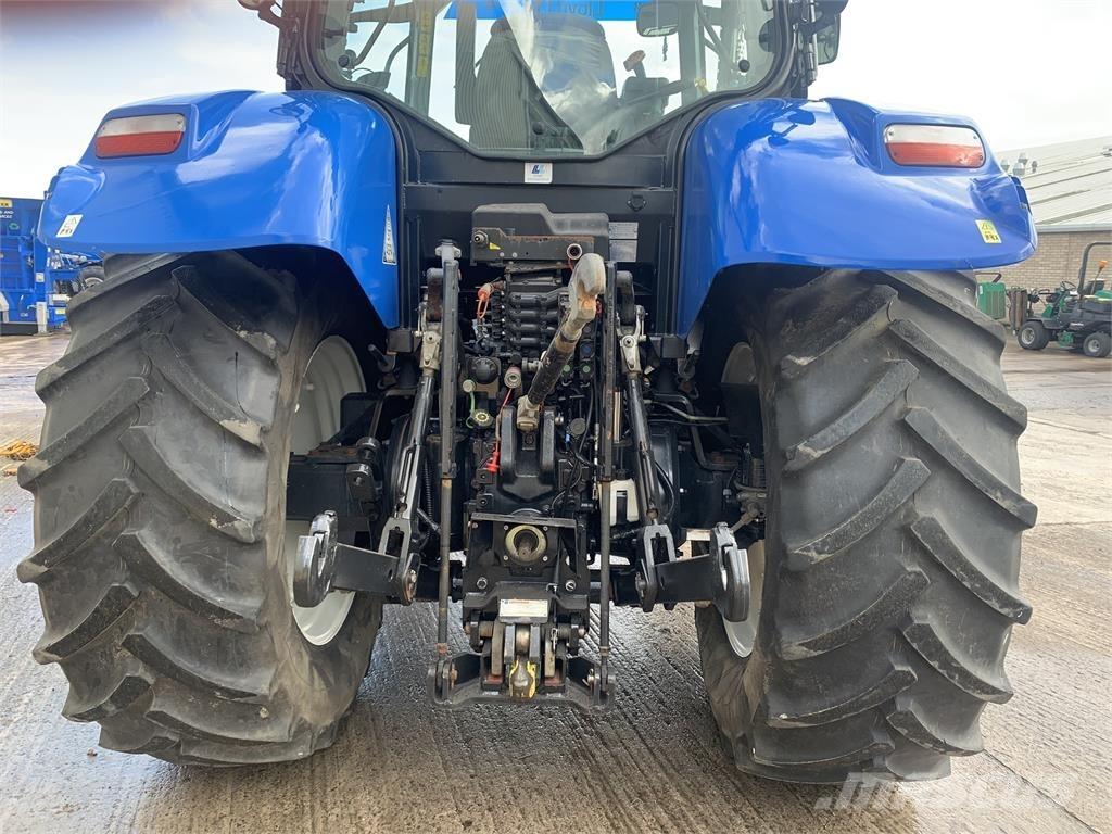 New Holland T7.200 Трактори