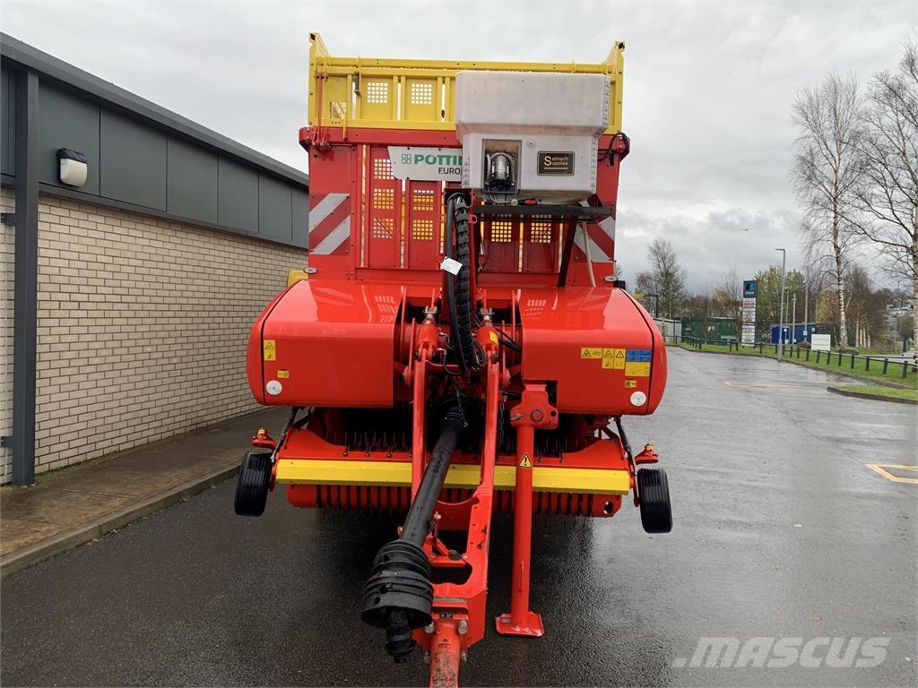 Pöttinger Europrofi Кормові вагони