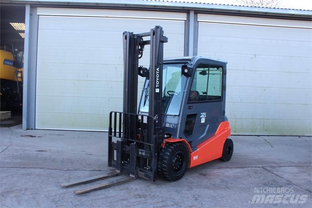 Toyota 4T Forklift Інше