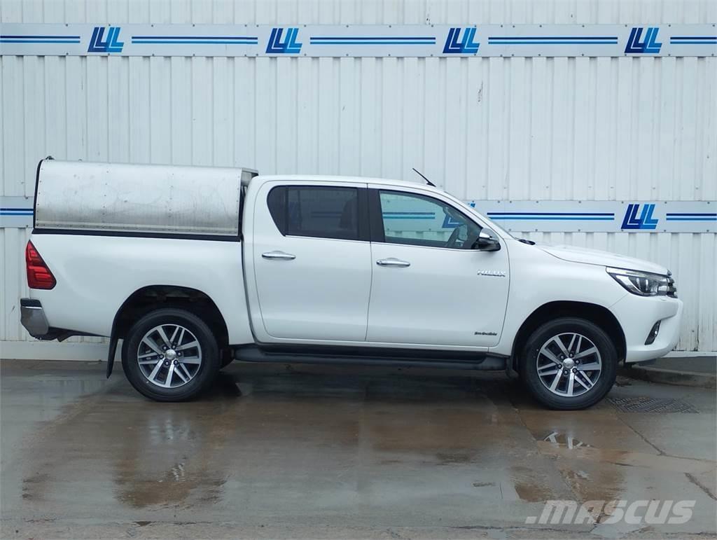 Toyota Hilux Пікапи / Бічне розвантаження