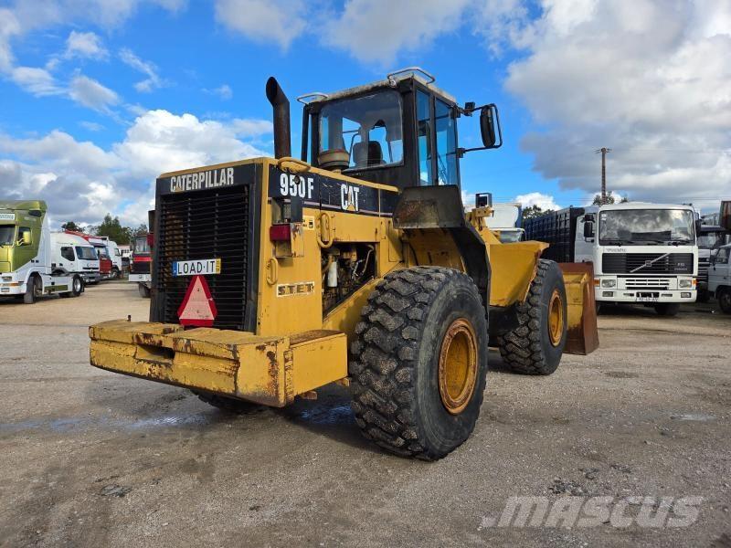 CAT 950F-2 Фронтальні навантажувачі