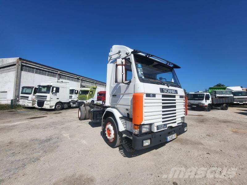 Scania 112 H Шасі з кабіною