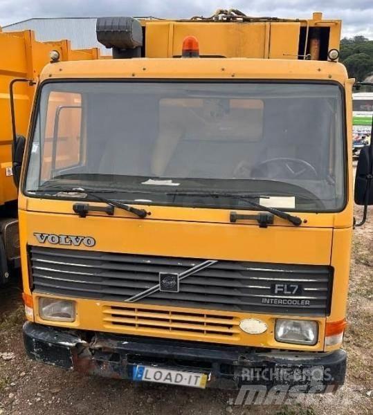 Volvo FL7 Сміттєвози