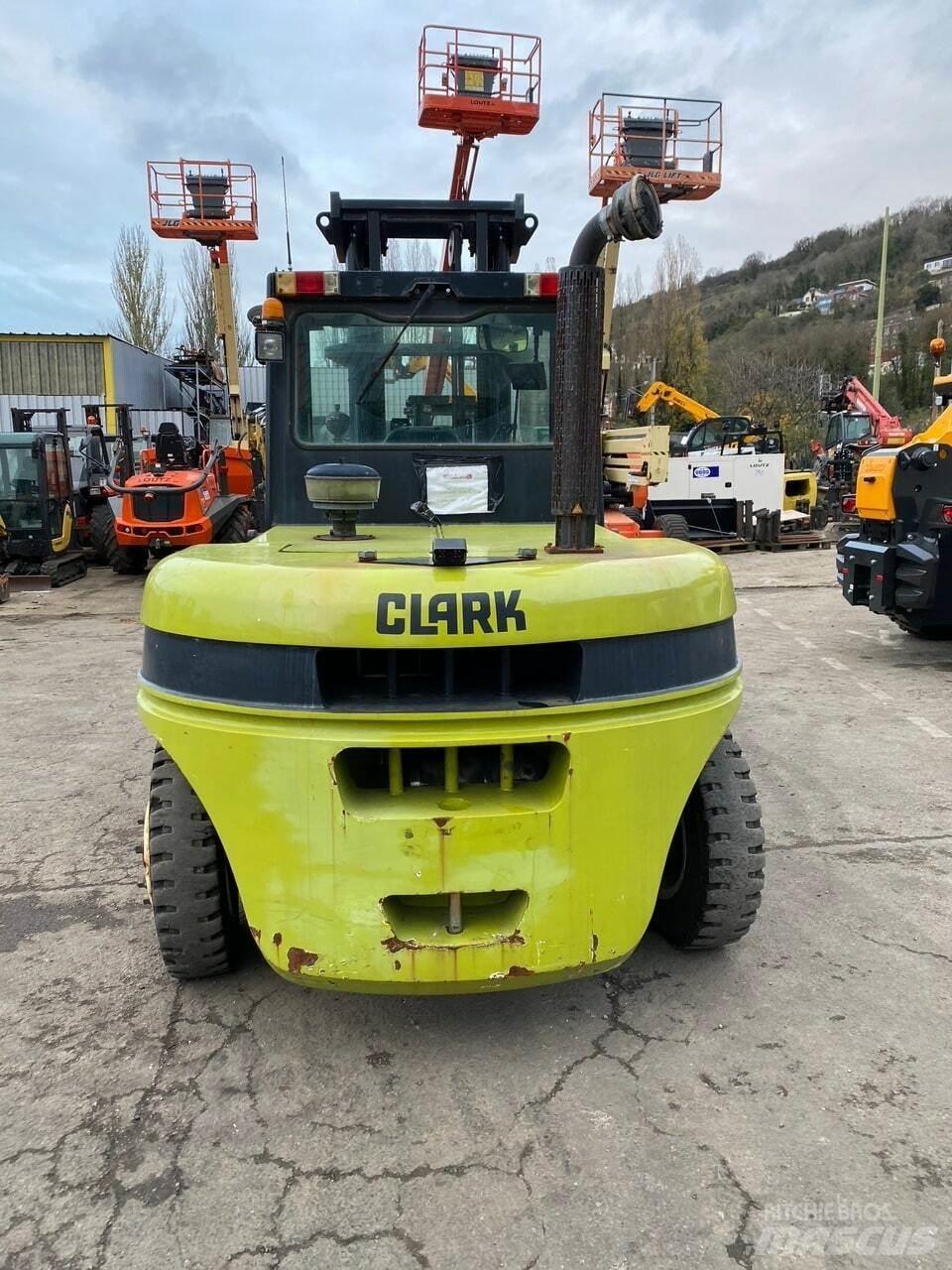 Clark C80D Інше