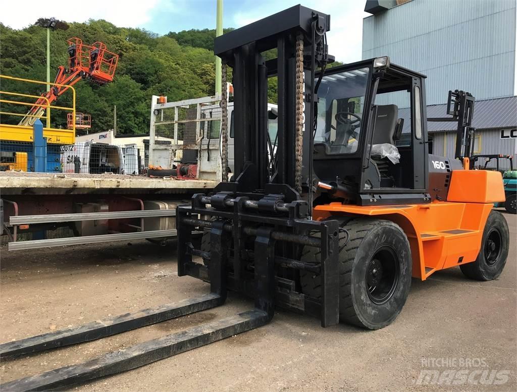Doosan DL160 Дизельні навантажувачі