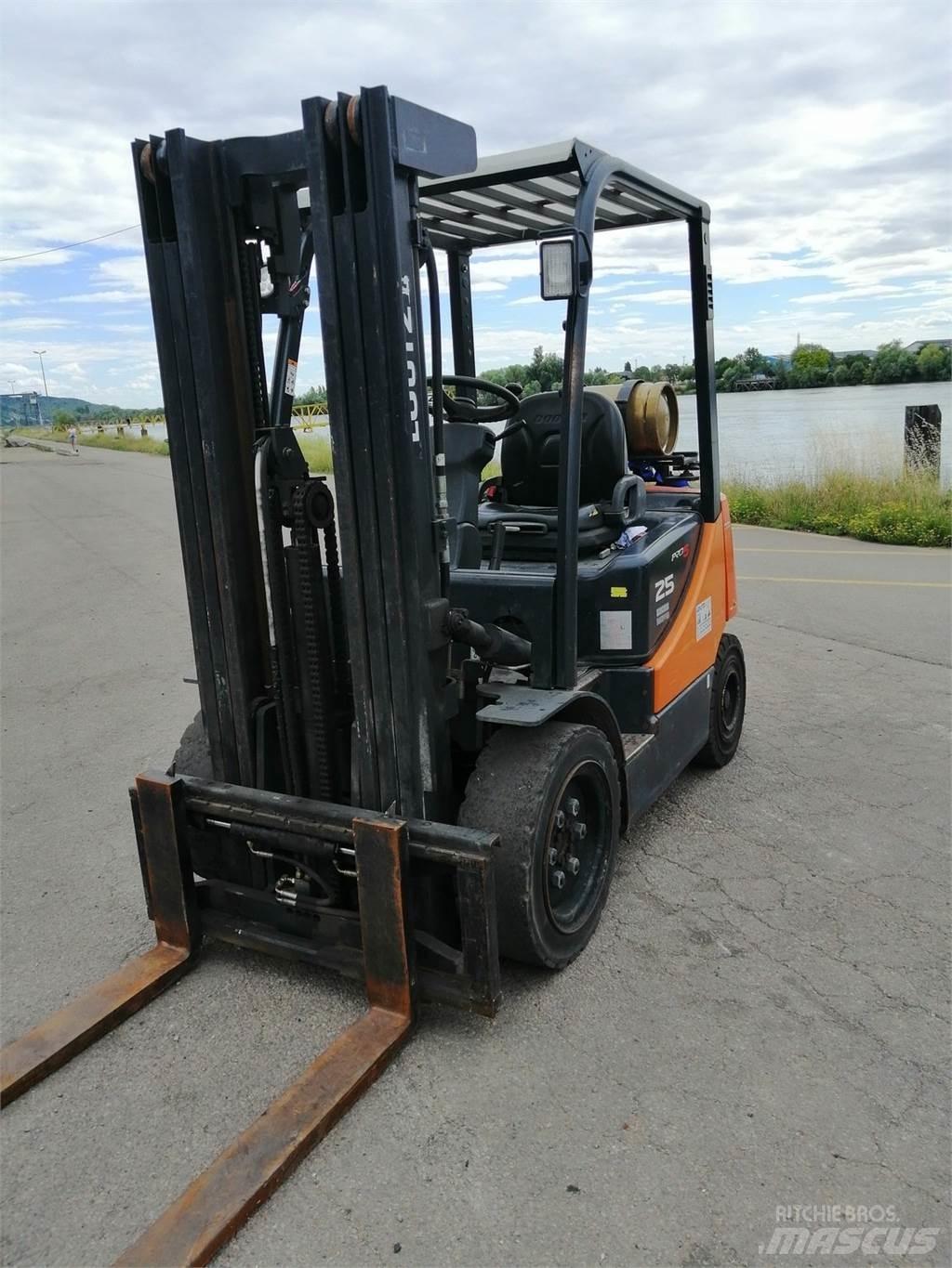 Doosan G25P-5 Інше