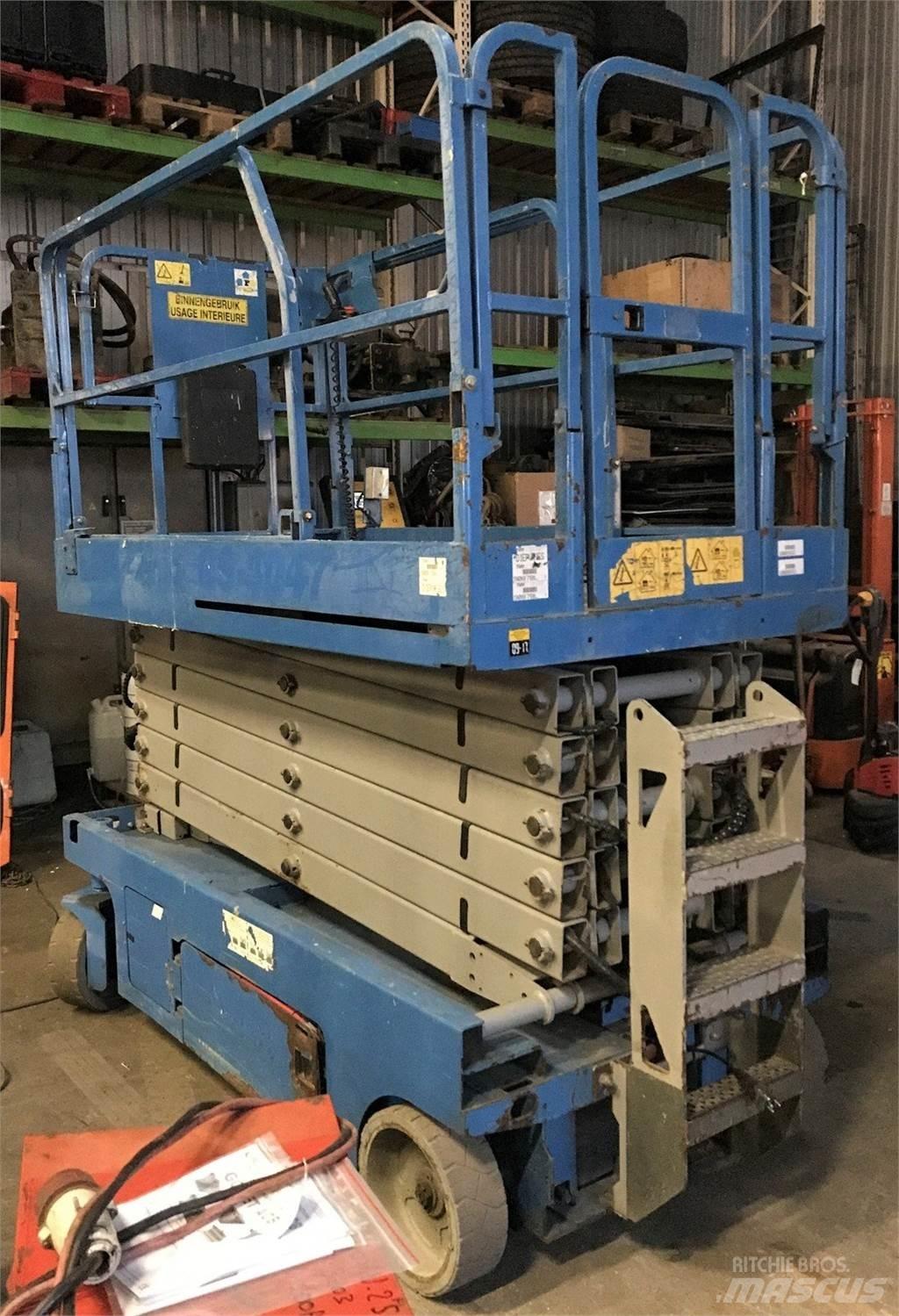 Genie GS-4047 Підйомники-ножиці