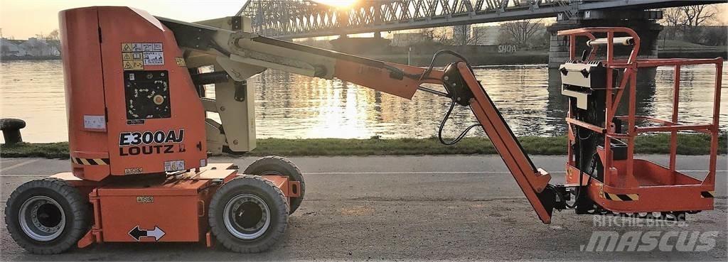 JLG E300AJ Інші підйомники і платформи