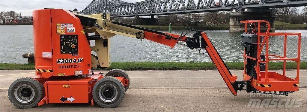 JLG E300AJP Інші підйомники і платформи