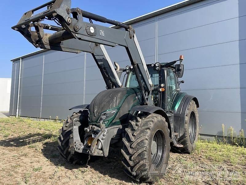 Valtra T174 Трактори