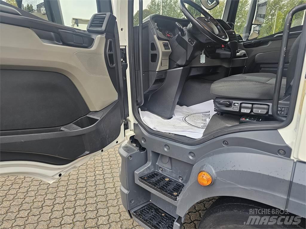 MAN TGL 12.250 Тентовані вантажівки
