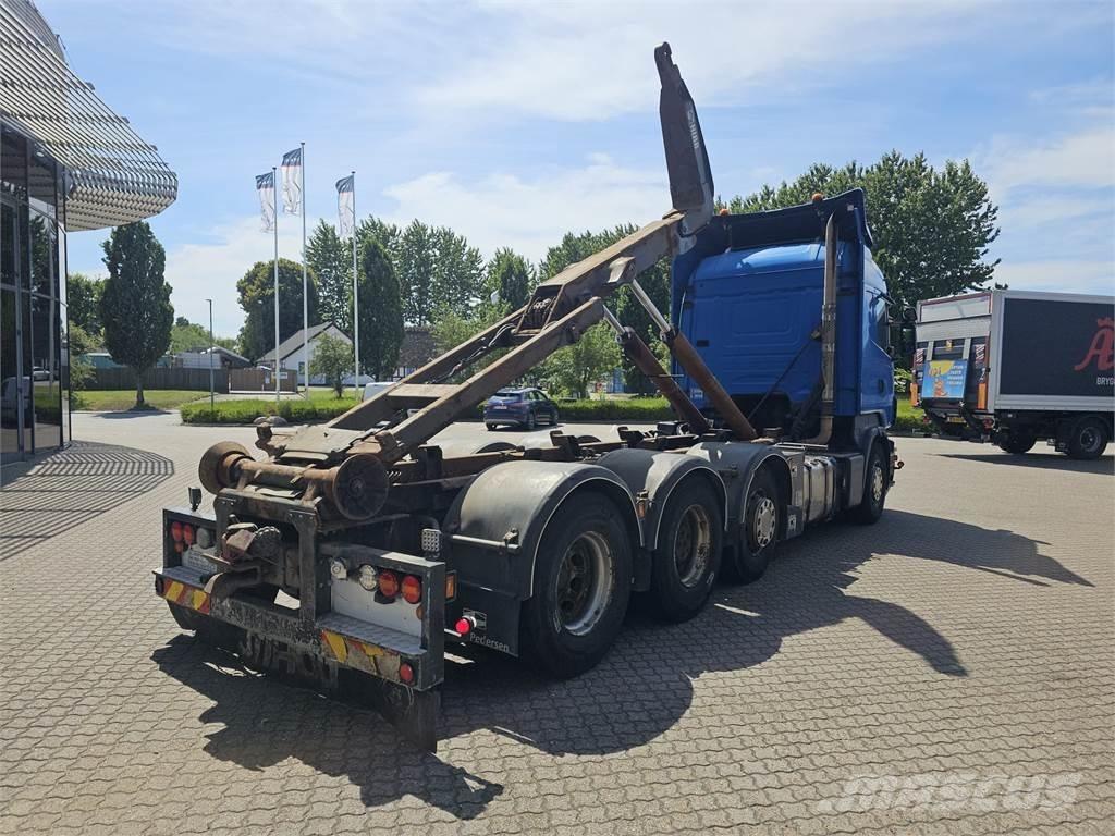 Scania R560 Вантажівки з гаковим підйомом