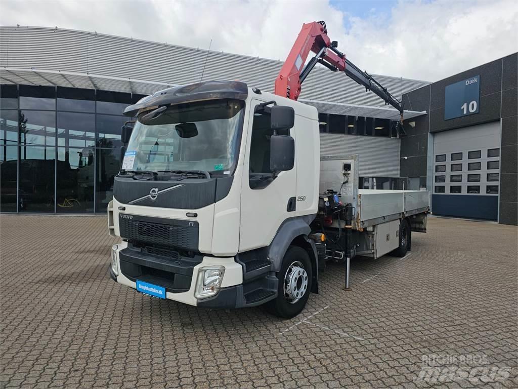 Volvo FL250 Автокрани