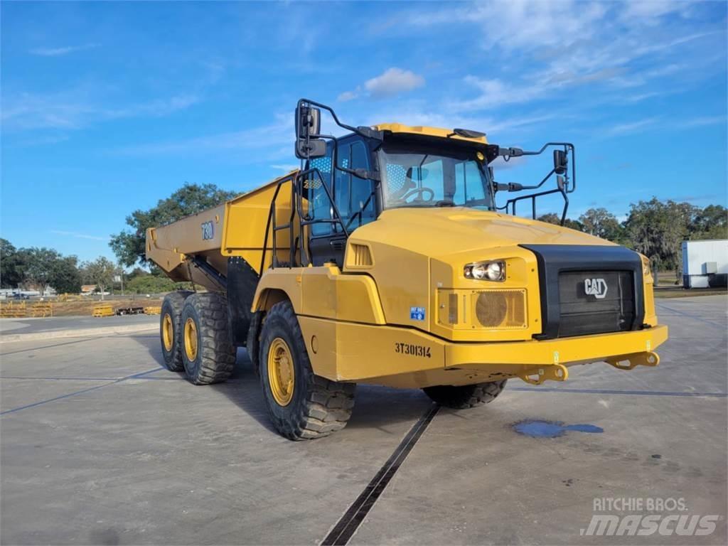 CAT 730 Зчленовані самоскиди