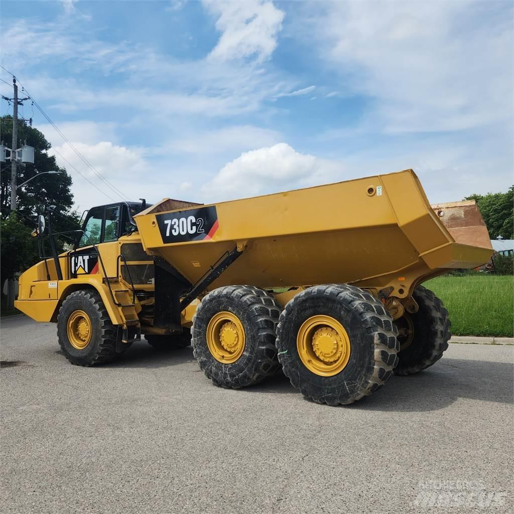 CAT 730C2 Зчленовані самоскиди