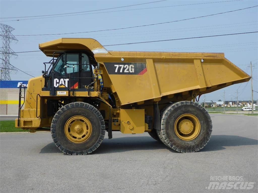 CAT 772G Кар`єрні самоскиди