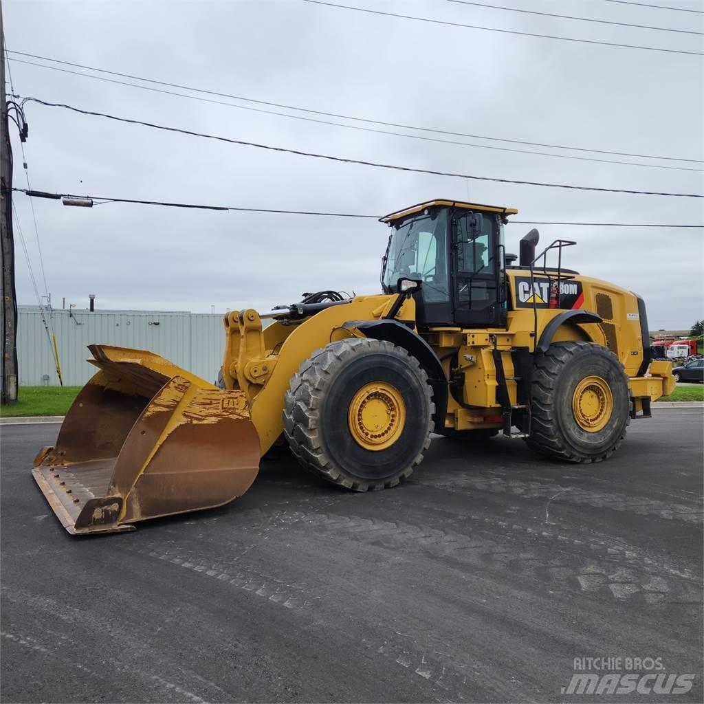 CAT 980M Фронтальні навантажувачі