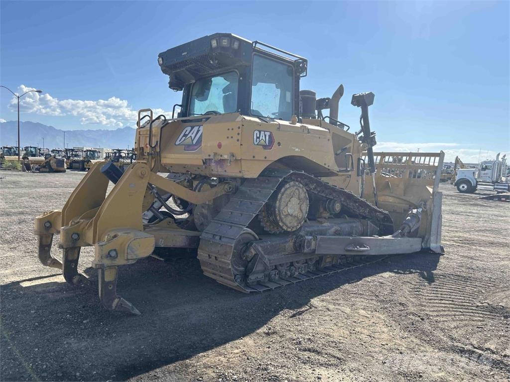 CAT D6 Гусеничні бульдозери