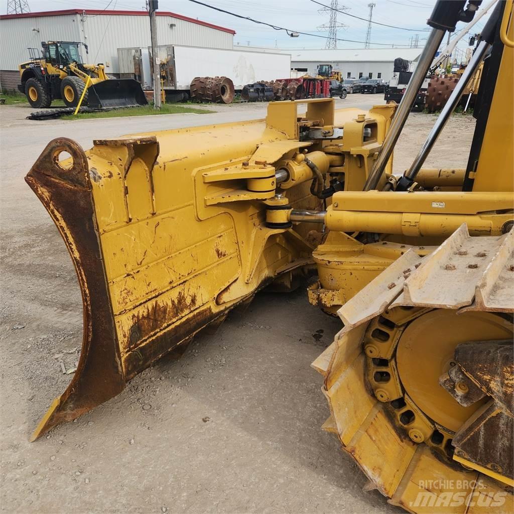 CAT D6T LGP Гусеничні бульдозери