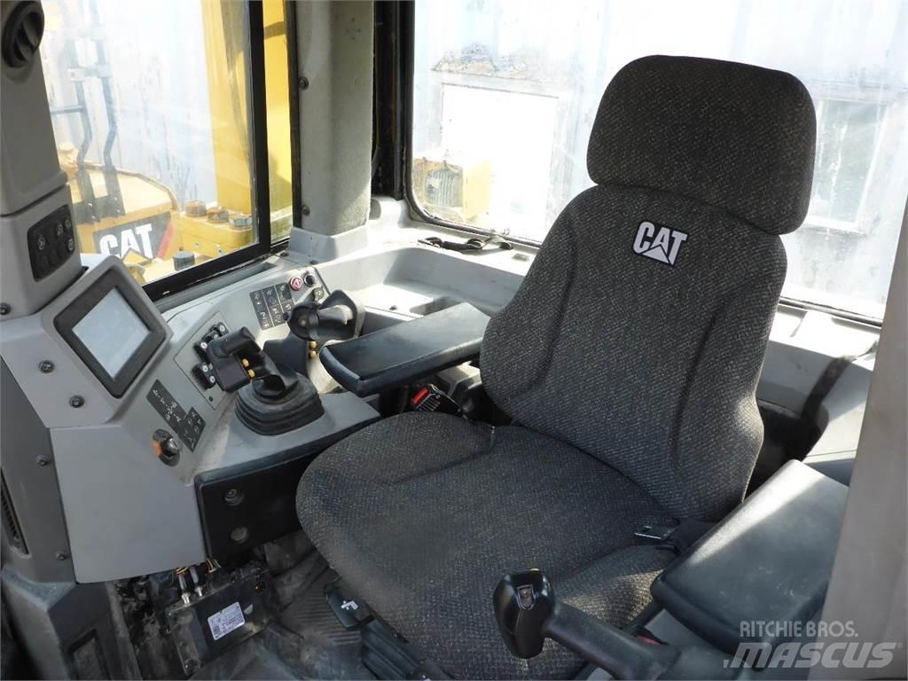 CAT D8T LGP Гусеничні бульдозери