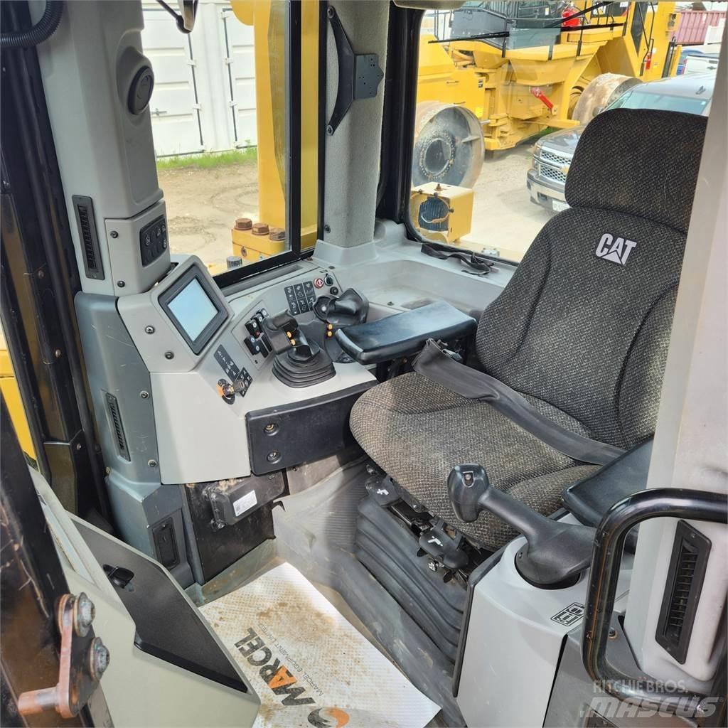 CAT D8T LGP Гусеничні бульдозери