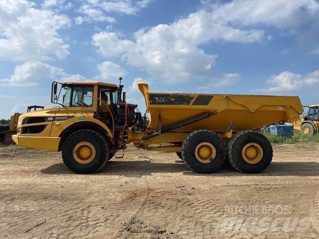 Volvo A30G Зчленовані самоскиди