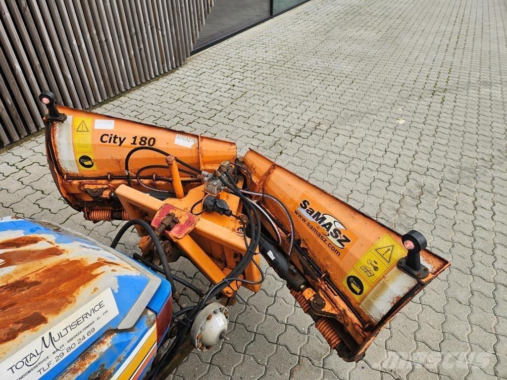 Iseki GEARMODEL Трактори