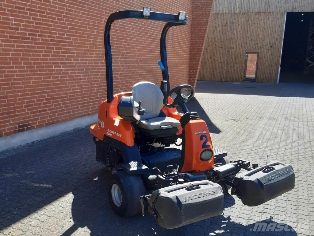 Jacobsen ECLIPS 322 Самохідні газонокосарки
