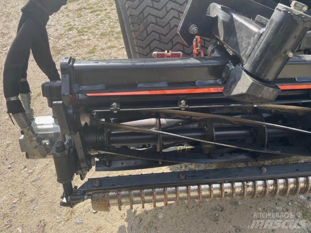 Jacobsen FAIRWAY 250 Самохідні газонокосарки
