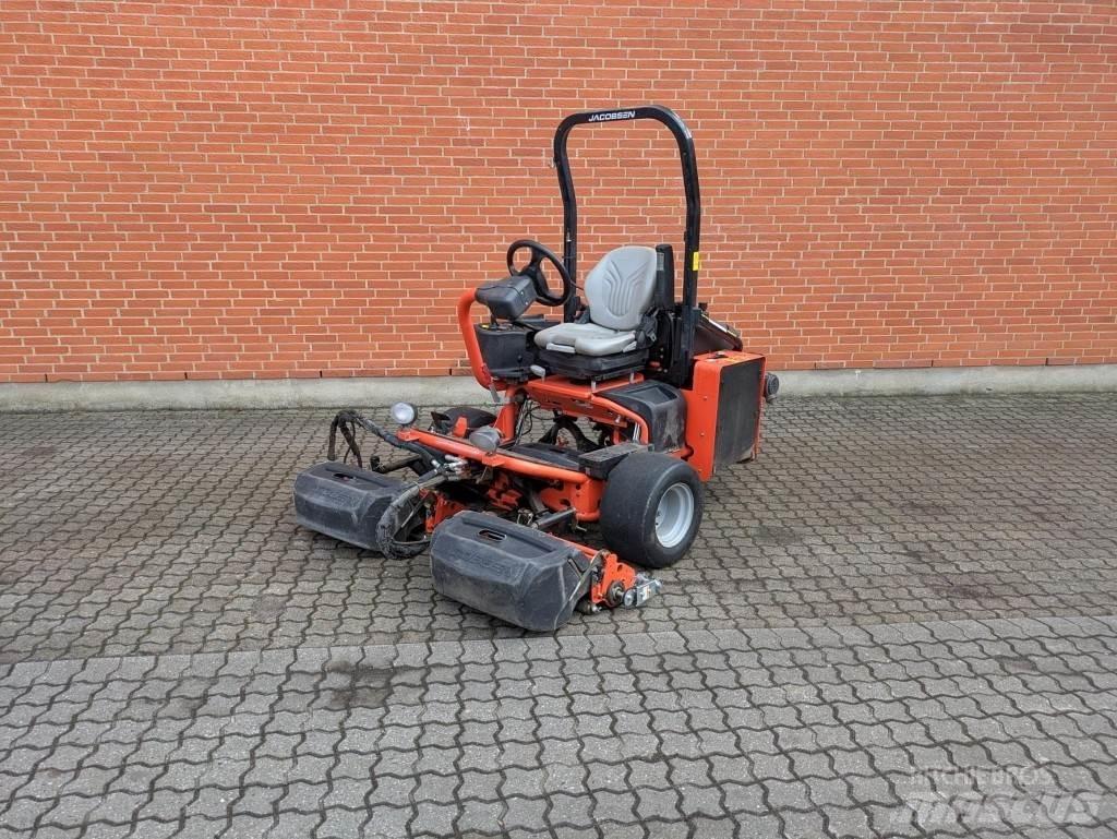 Jacobsen GP 400 Самохідні газонокосарки