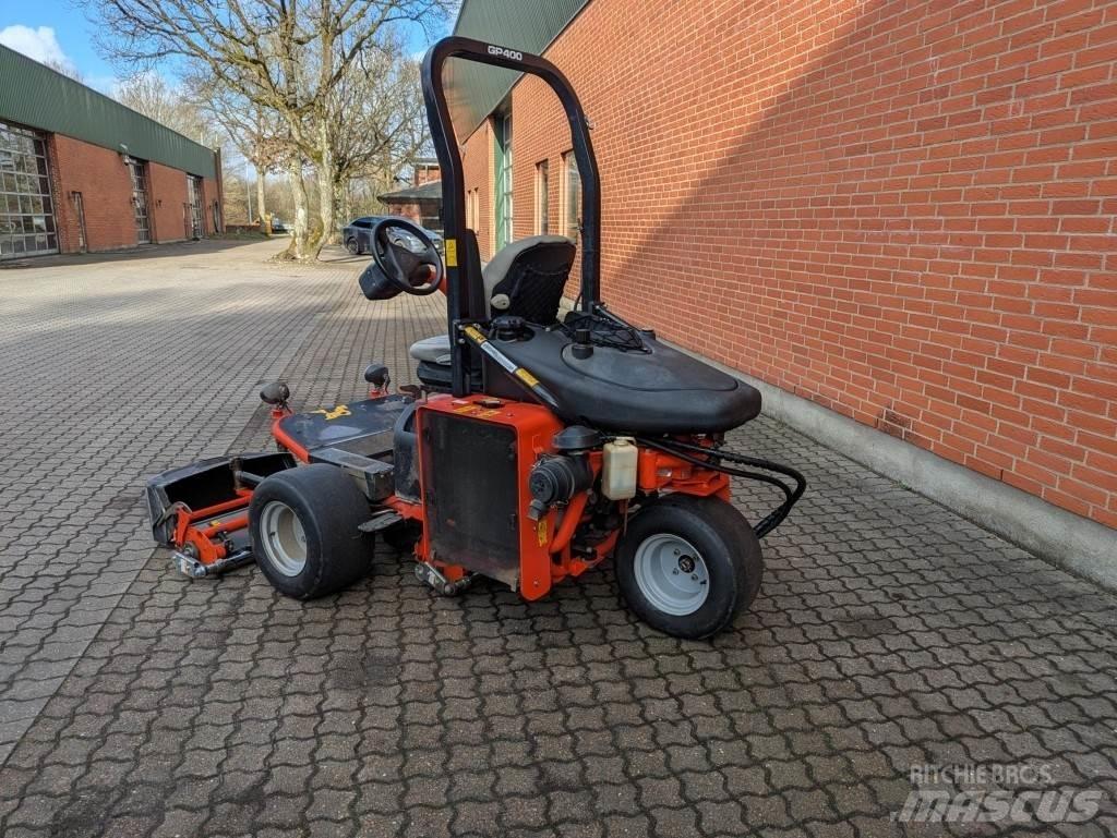 Jacobsen GP 400 Самохідні газонокосарки