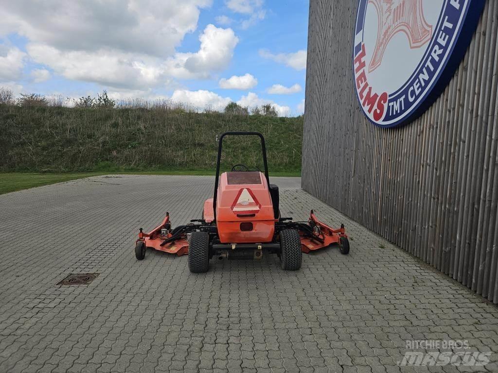 Jacobsen HR5111 Самохідні газонокосарки