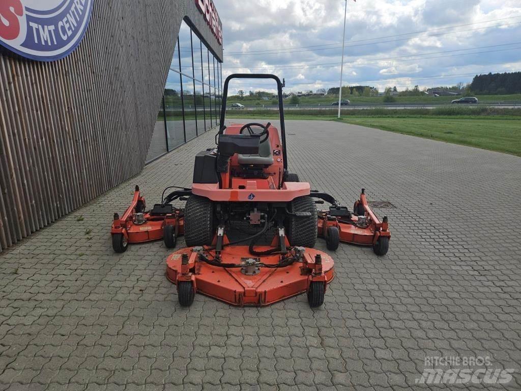 Jacobsen HR5111 Самохідні газонокосарки