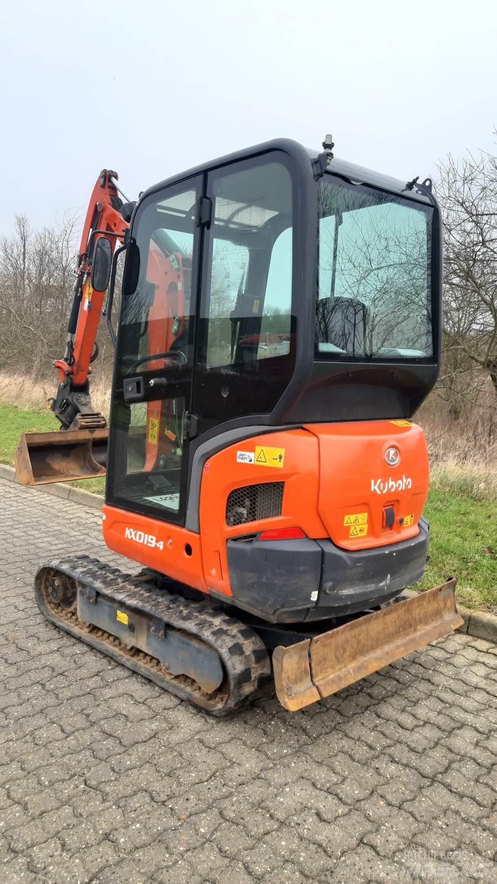 Kubota KX019-4 Міні-екскаватори < 7т