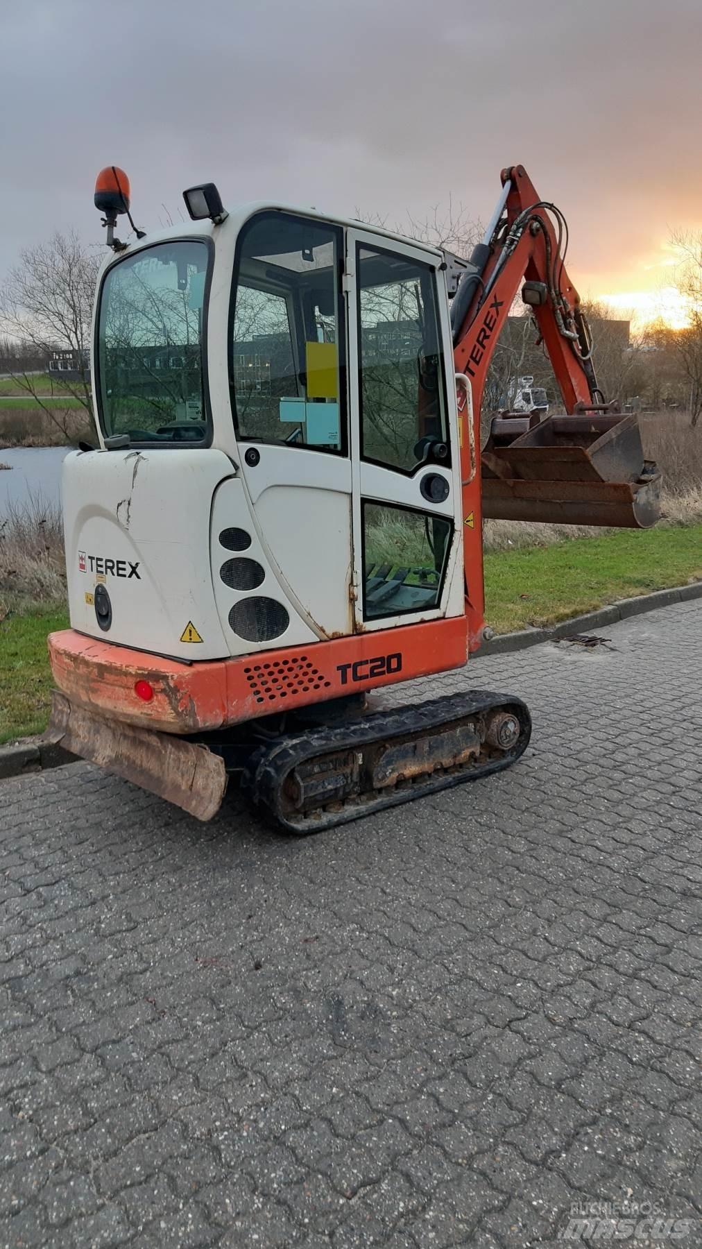 Terex TC20 Міні-екскаватори < 7т
