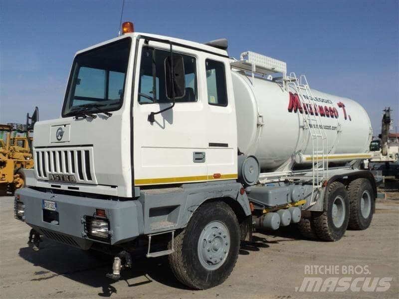 Astra BM304 Вантажівки-цистерни