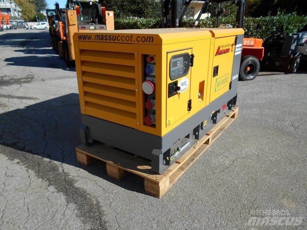 Atlas Copco QAS40 Освітлювальні вежі