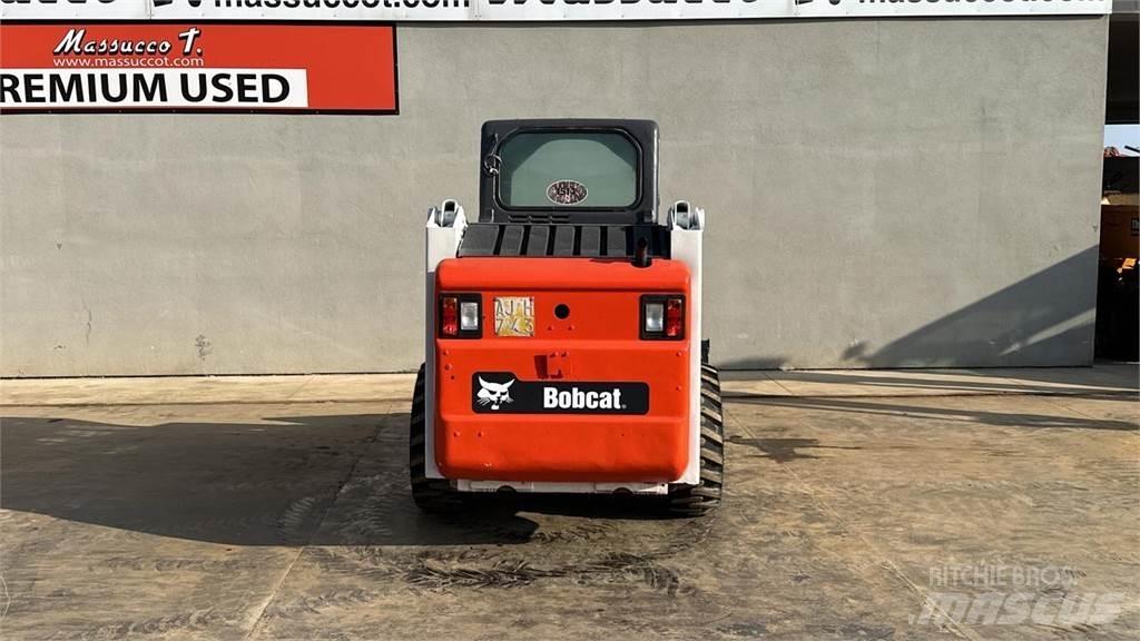 Bobcat S130 Міні-навантажувачі