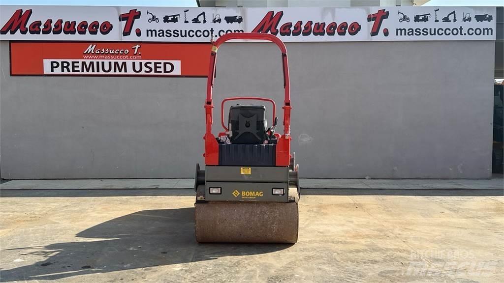 Bomag BW120 AD-4 Ущільнювачі грунту