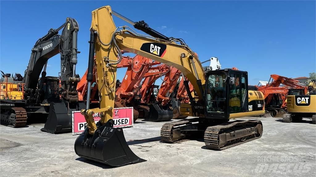 CAT 320D Гусеничні екскаватори