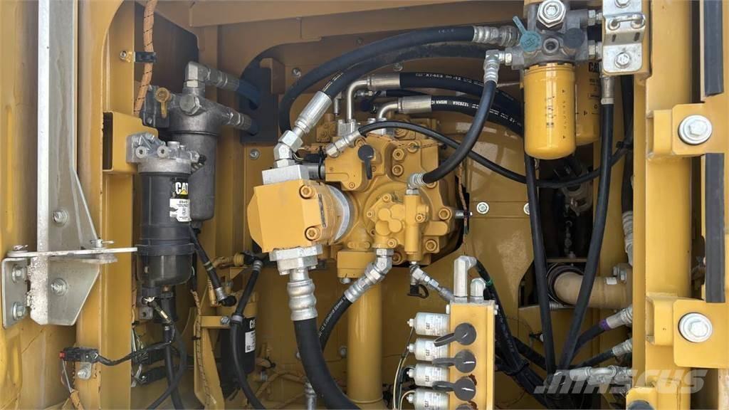 CAT 323 FLN Гусеничні екскаватори