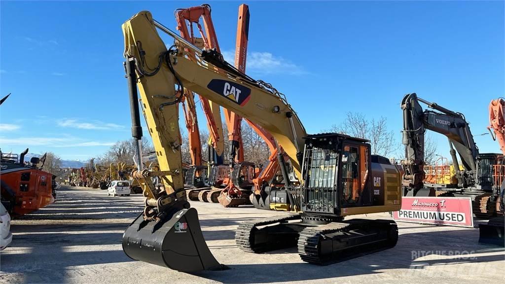 CAT 323E Гусеничні екскаватори