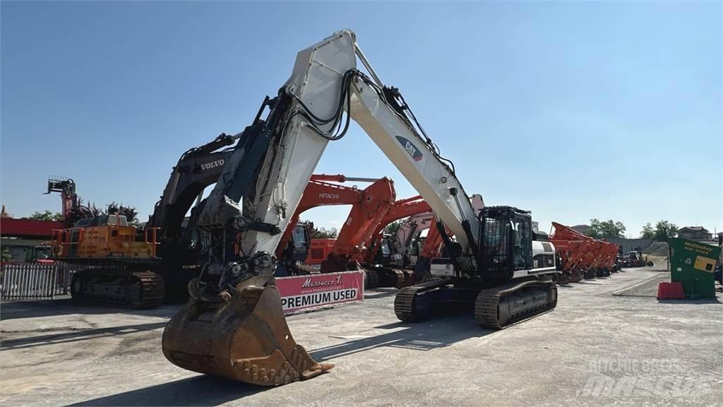 CAT 336D Гусеничні екскаватори