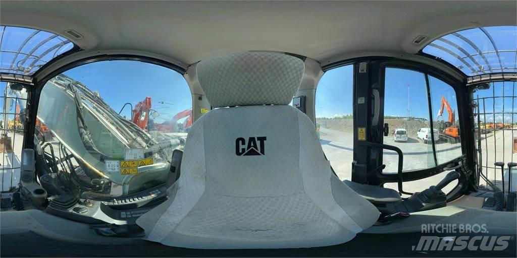 CAT 336D Гусеничні екскаватори