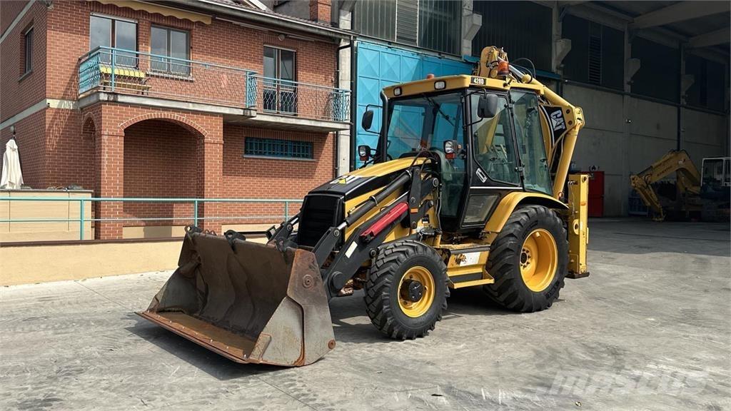 CAT 428D 4X4 Екскаватори-навантажувачі